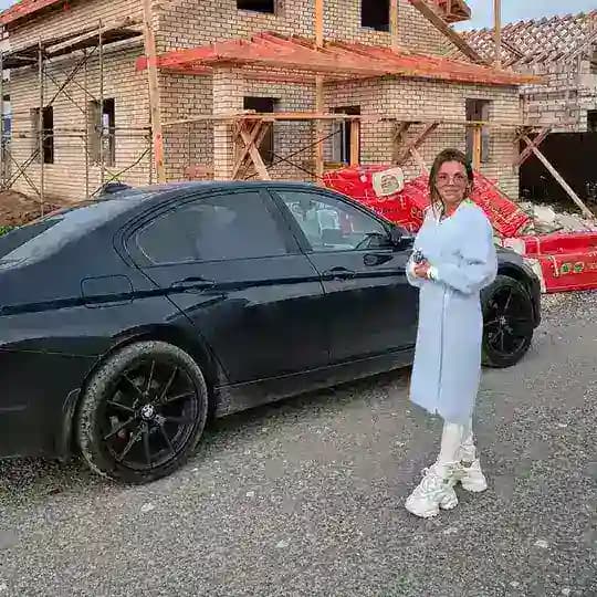 Katya_f_official