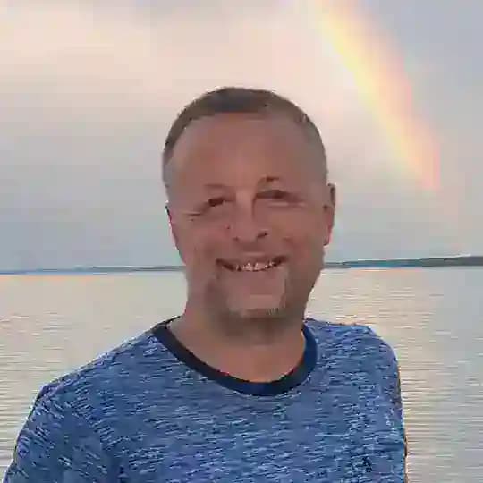 Константин Сонин