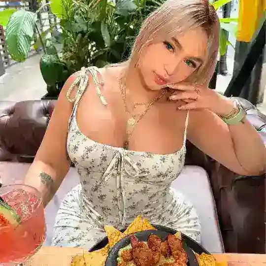 Laura Mendoza🫧