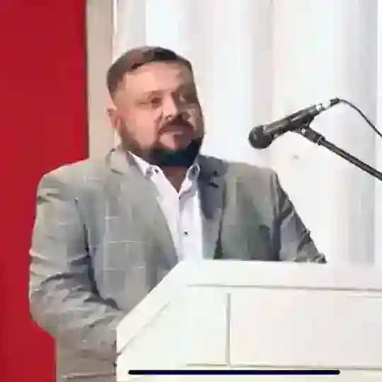 Денис Комаров