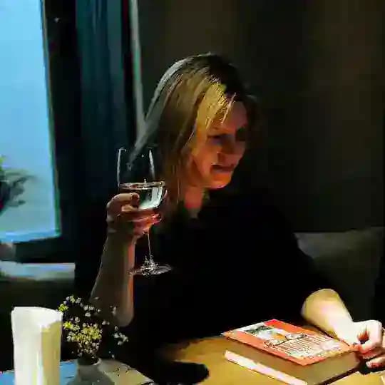 читать немедЛена