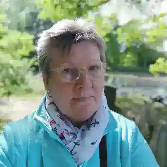Sunhild Tahi'Amadaa 🌞Kartenliebe , Kartenlegung , Herz-Impulse,Herzöffnung ♾️💜