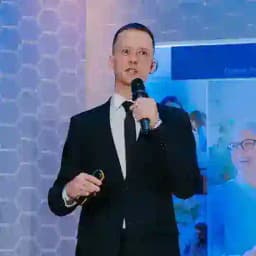 Антон Попов | Время Лидеров Profile