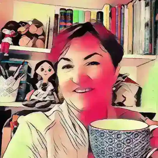 Linda Small writer