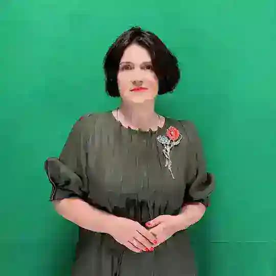 Лев, кастрюля и контекст