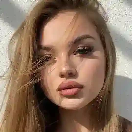 AlenaBeautyMom