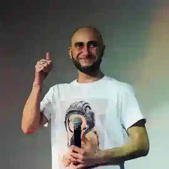 Роман Миронов