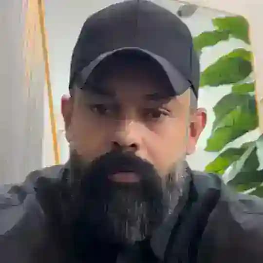 الخادم ابو اسد اليساري GRkM