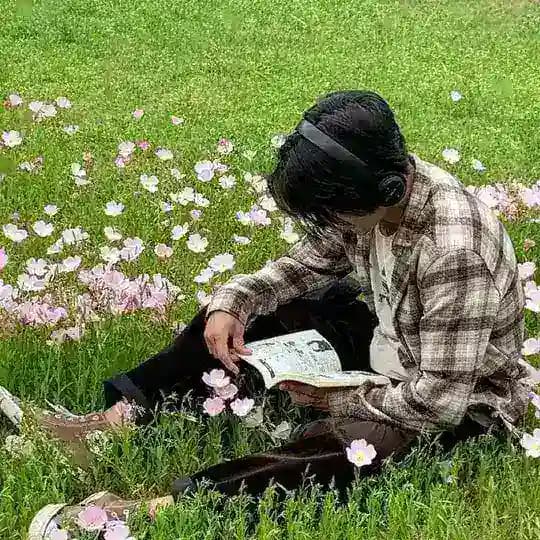 𝙎𝙩𝙤𝙧𝙮 Profile