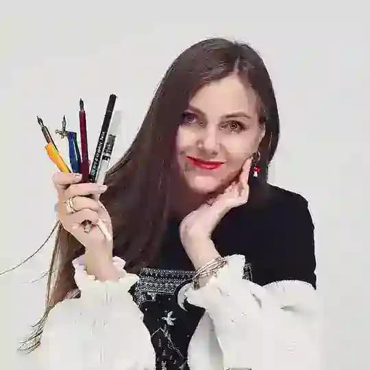 Надежда Алимова и много букв ♥️