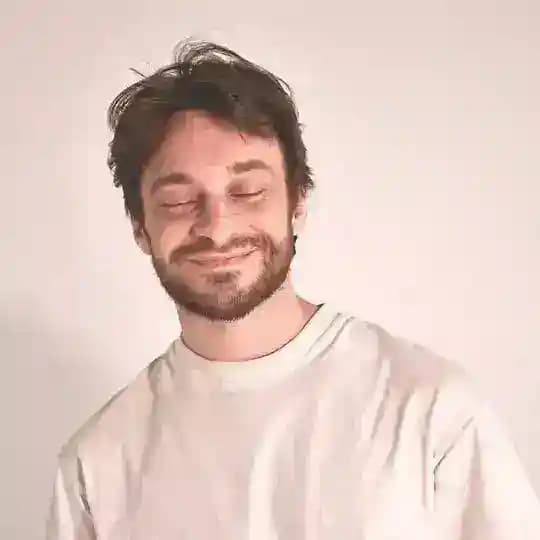 обнимаю Profile