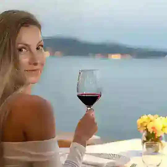 Один бокальчик, честно