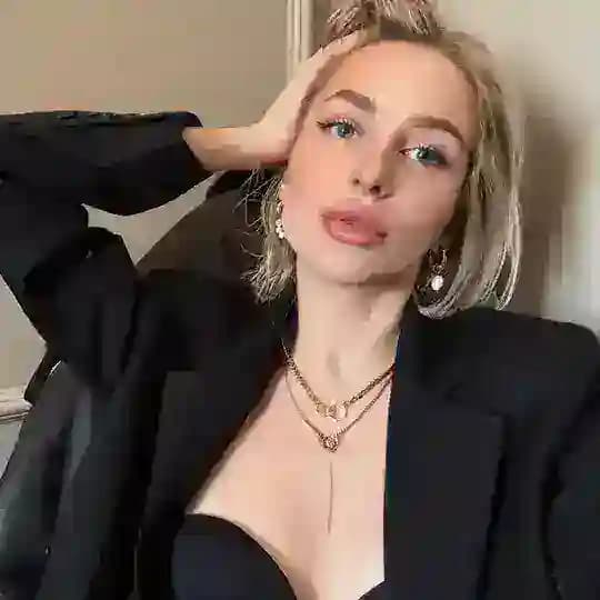 Принцесса ДИ💕