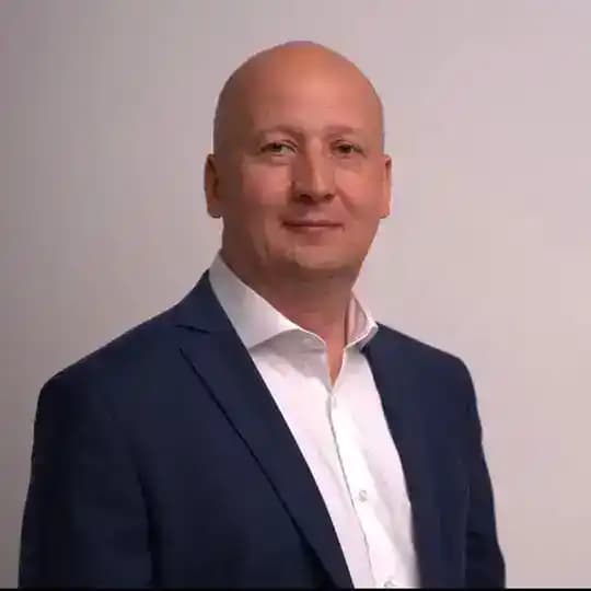 ПЛОТНИКОВ