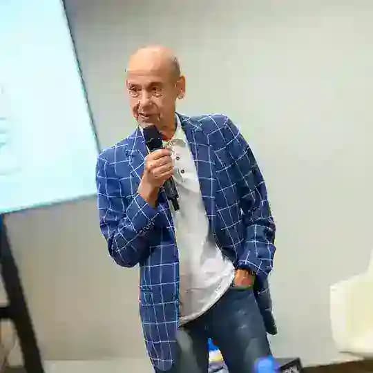 Канал Александра Асмолова