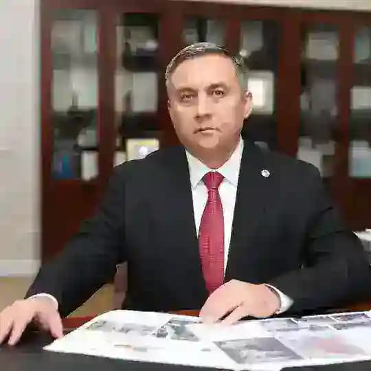 Равиль Хисамутдинов