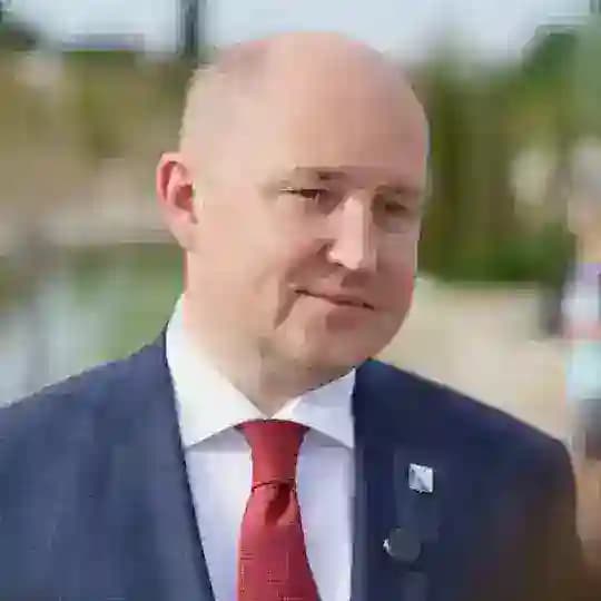 РаZVожаев