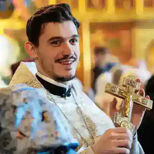 Священник Серафим Кадура