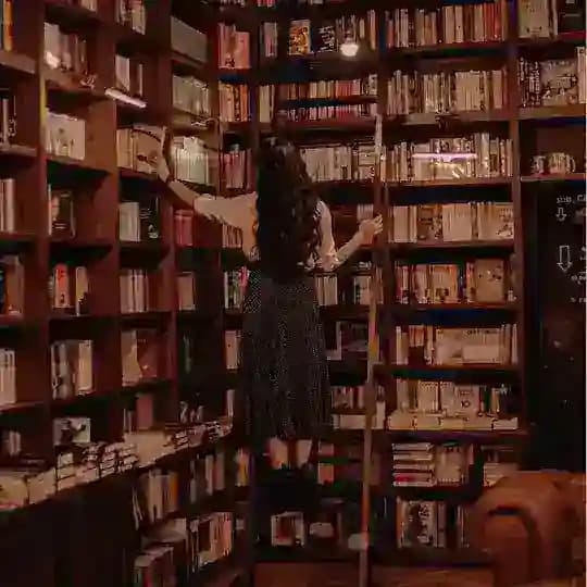 Сева читает📚