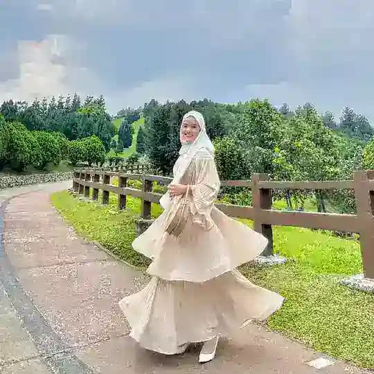 Shop with Aina ✨
