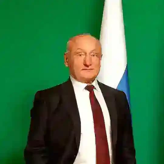 Сергей Маненков