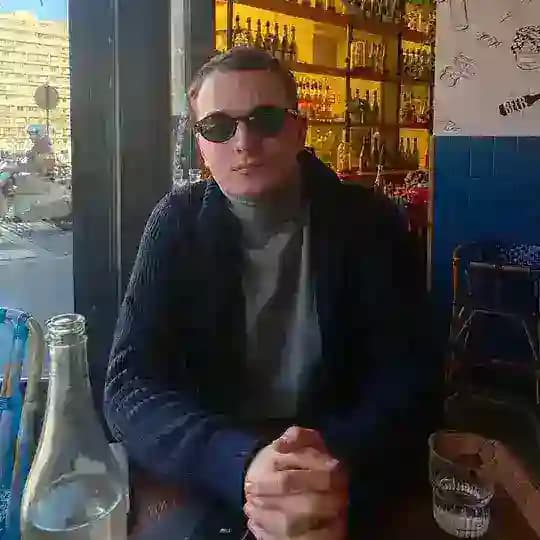 Островский, найди работу