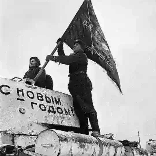Посты и викторины про военную технику.