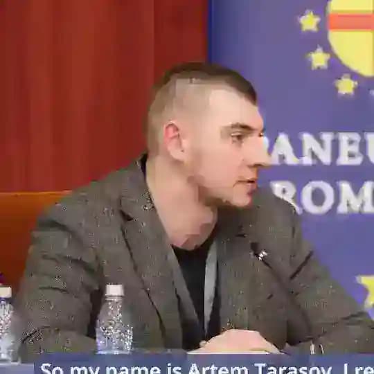 Артем Тарасов