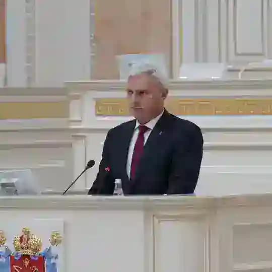ДЕПУТАТ ВАЛЕРИЙ ГАРНЕЦ