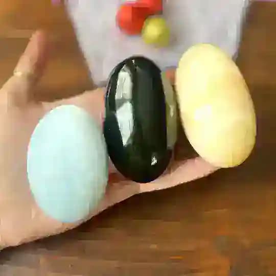 Васту Лингамы