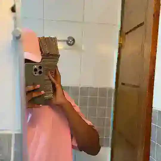 ⚖️ V I K E E ⚖️ Profile