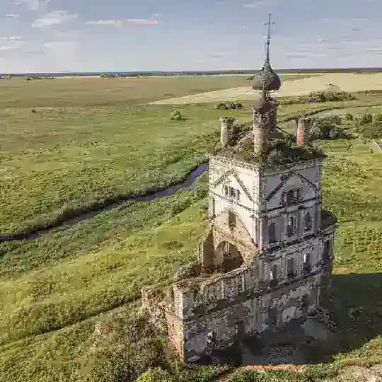 СЕЛЬСКАЯ ЦЕРКОВЬ