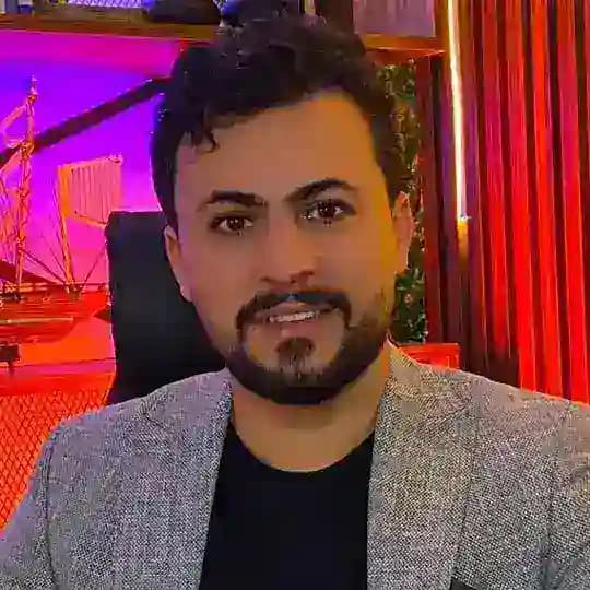 ⚜️ زانا شاکری | مشاور مالی