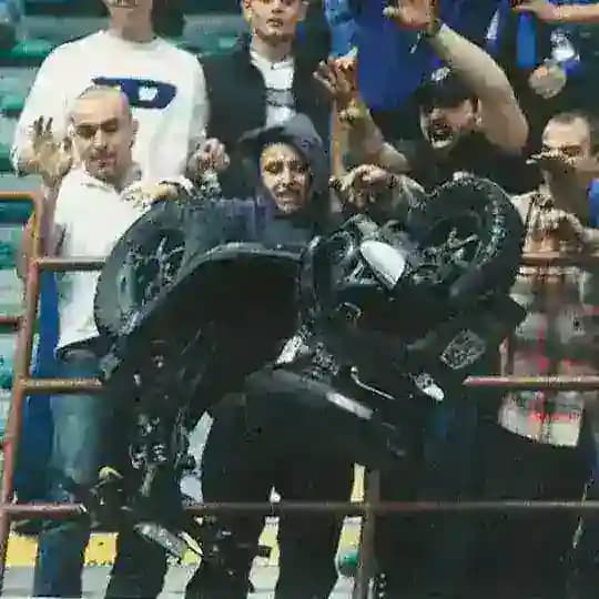 Зона Стыков