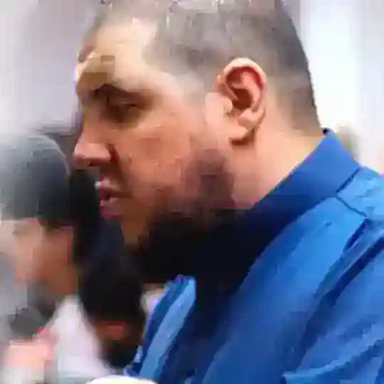 الشيخ أحمد كاسب.