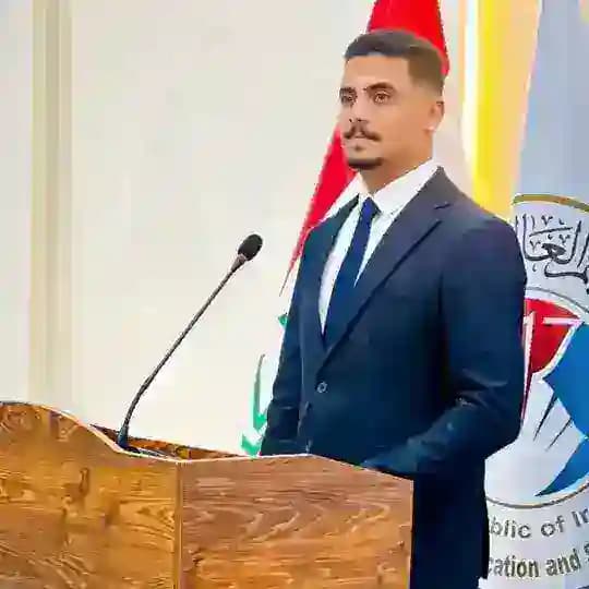 الاستاذ عباس علي للمهني