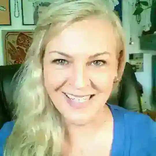 Amazing Polly & SGT Report Youtube & Bitchute