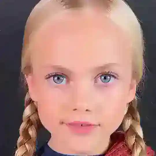 Antonova Violа • @AntonovaViolа • Model