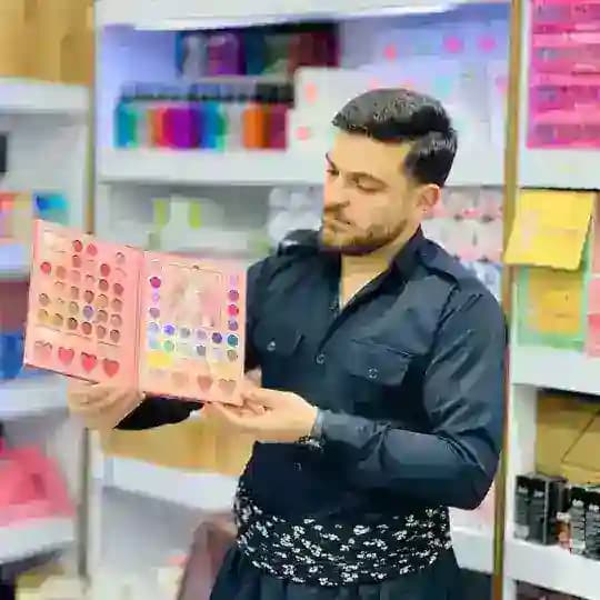 پخش آرایشی عمده سیوان بانه💄