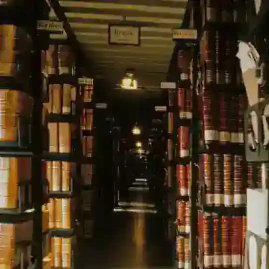 Ayur Pdf Archive