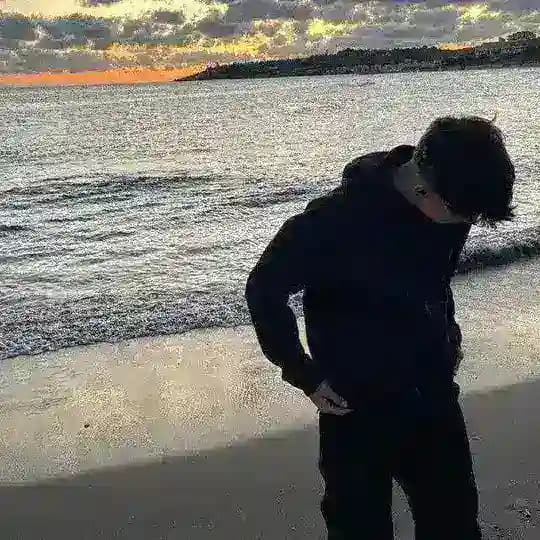𝐔 𝐌 𝐈 𝐃