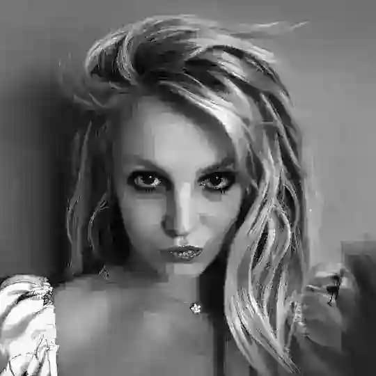 Britney Spears online