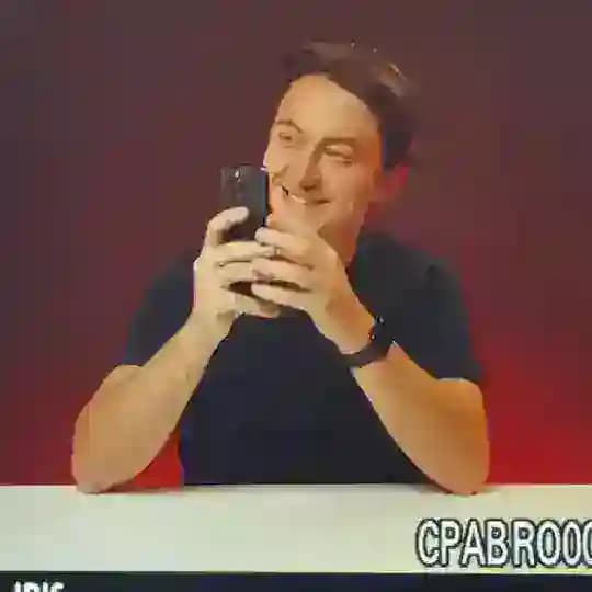 Никита Ноет...