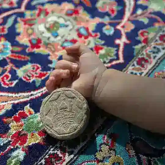 لاتَيأسوا أُطرُقوا بابَ الحُسين
