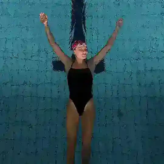 ДАРЬЯ МУЛЛАКАЕВА | SWIM