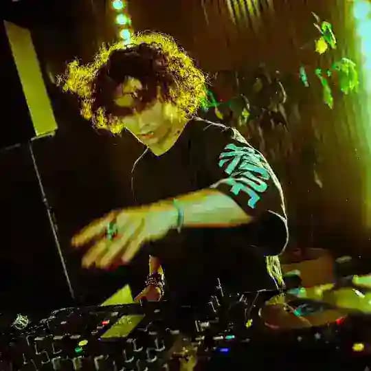 DJ_zaza