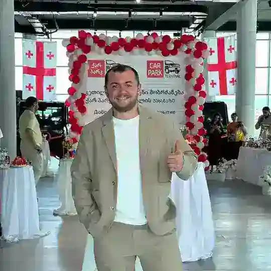 Давид Автогид