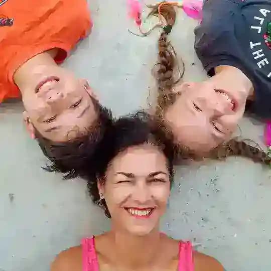 Дети учатся сами. Эмиграция и образование