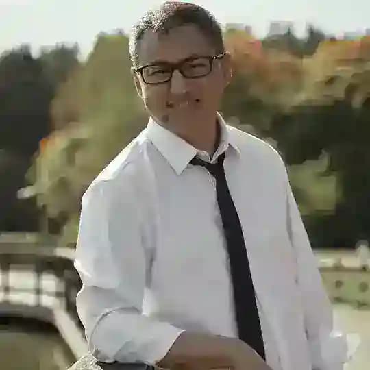 Доктор Марат Сараев