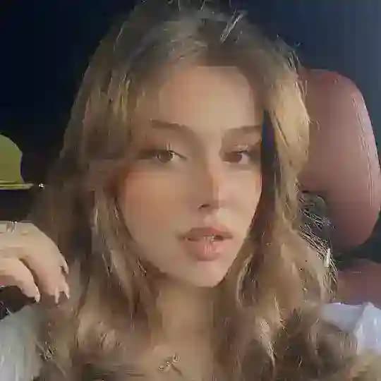 photo Clips Animations attachments girls +18
